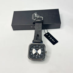 To Square Dial Men’s Black Watch